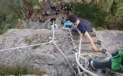 급강하 다리 계단......크 ㅇ ㅏ~(덜덜덜..^^;;)